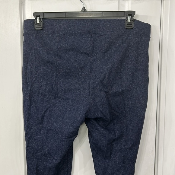 X Large Old Navy Stevie High Rise Leggings. Like New! - Picture 5 of 8